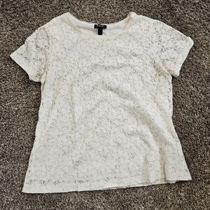 Chic White Lace Short Sleeve Top